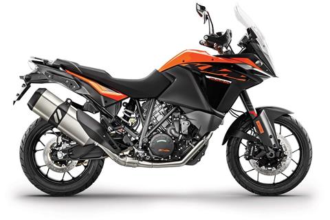 KTM 1090 ADVENTURE (2017 on) Review