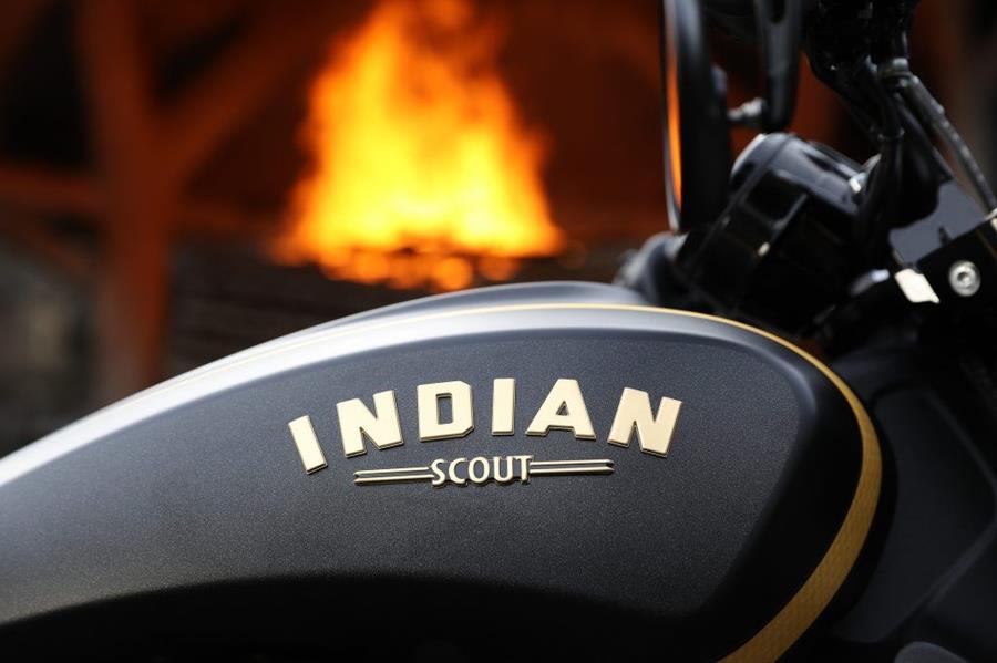 Indian Scout Bobber Jack Daniel's