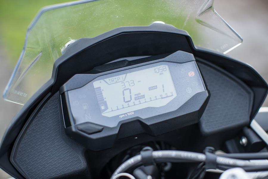 BMW G310GS dash