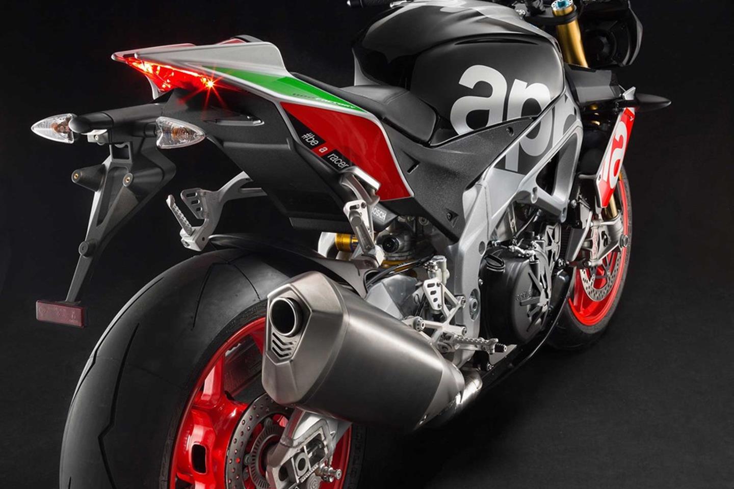 2018 aprilia on sale tuono factory