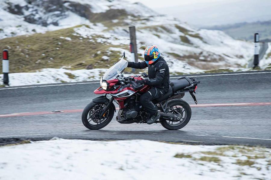 Cornering in the snow on the Triumph Tiger 1200