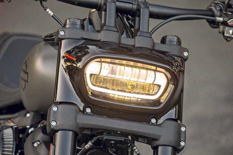 Harley-Davidson Fat Bob front light