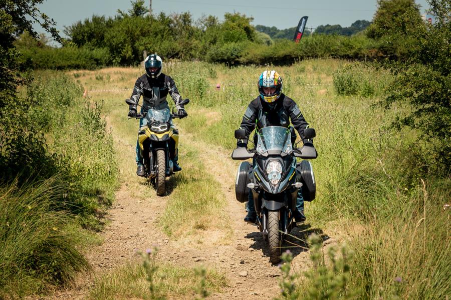 BMW F750GS vs Suzuki V-Strom 650 off road