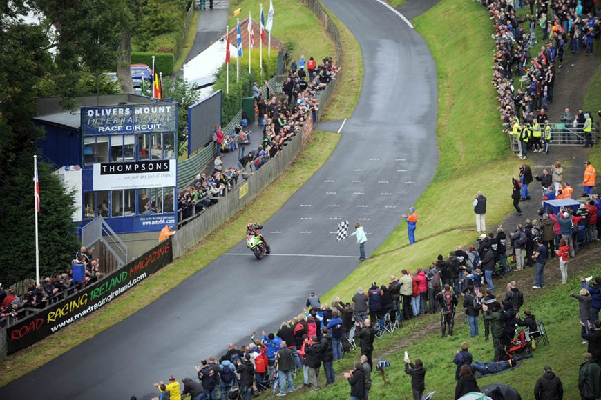 Bridgestone to partner Oliver’s Mount racing MCN