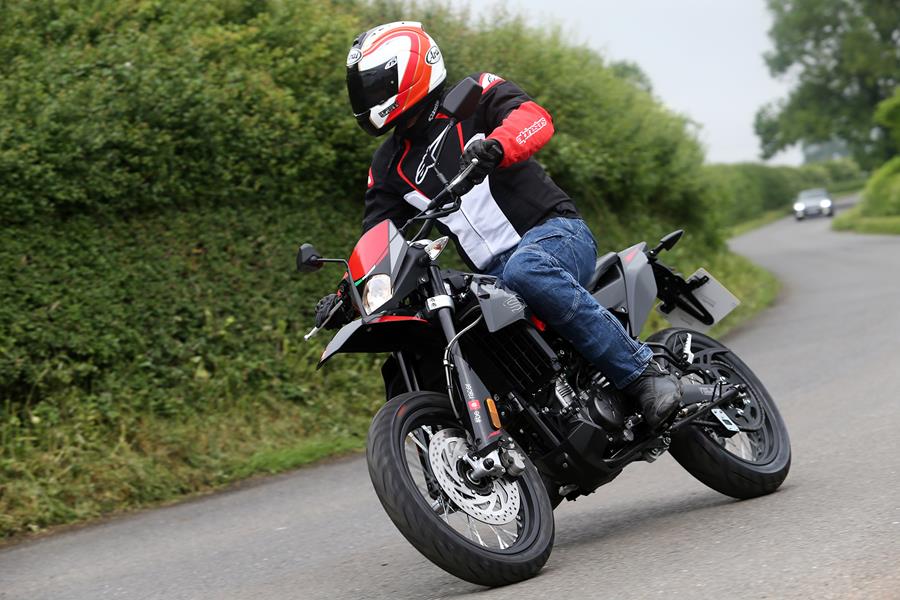 Aprilia SX 125 riding shot