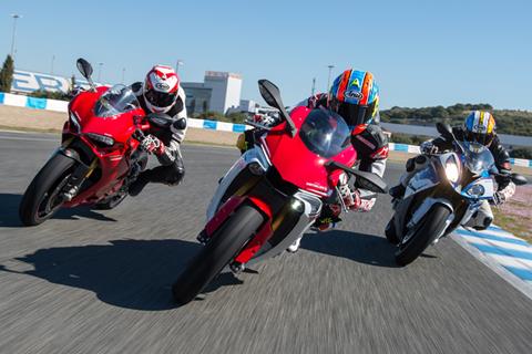 VIDEO: 2015 Yamaha R1 back on top? Ultimate Superbike shootout