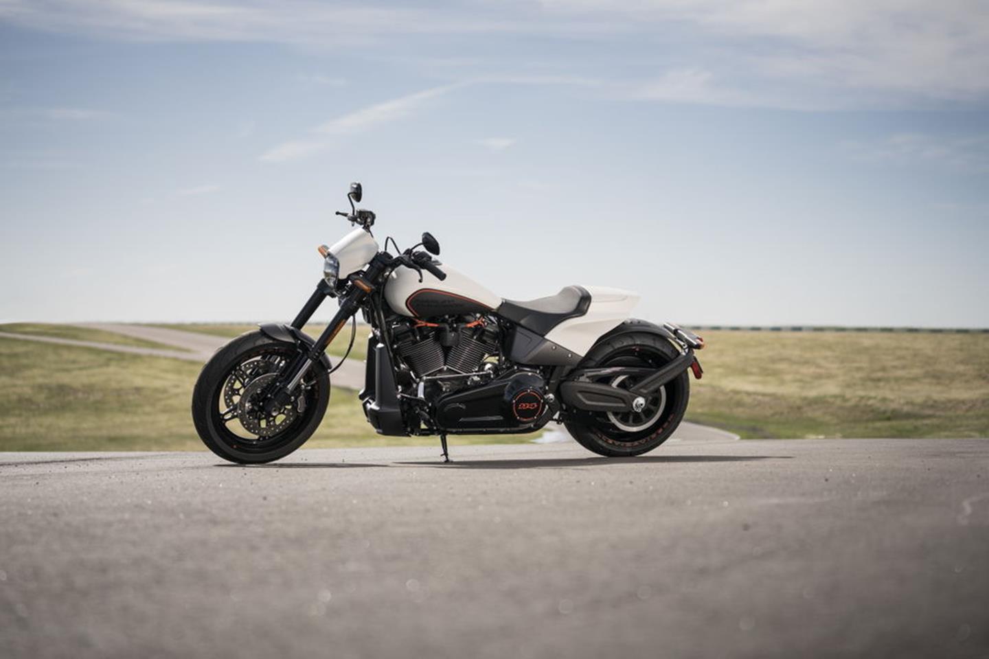 Harley davidson deals fxdr 2021