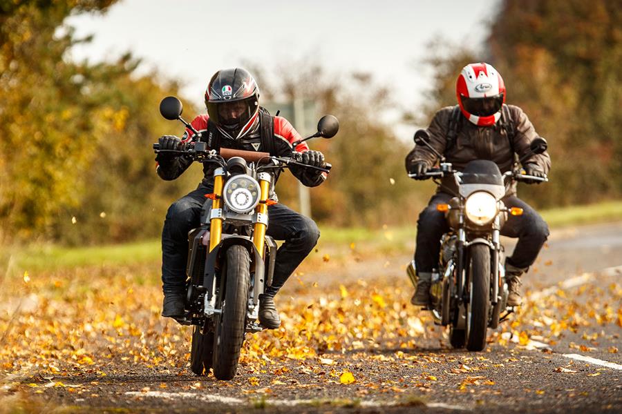 Fantic Caballero Deluxe vs Royal Enfield Interceptor 650