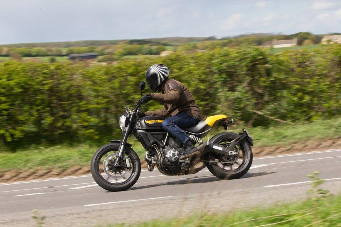 Scrambler Ducati Full Throttle with Rider 