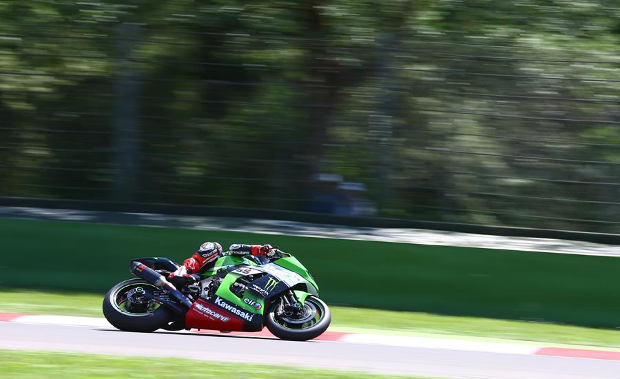 WSB: Rea From Sykes After Six Lap Sprint