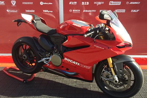 Launch: Ducati Panigale R  