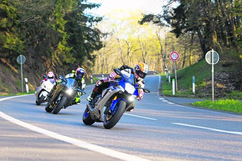 FASTEST TEST EVER: Kawasaki H2 v Suzuki Hayabusa v Yamaha YZF-R1