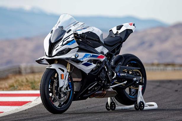 BMW S1000RR Tyre Guide - Best Road and Trackday Options