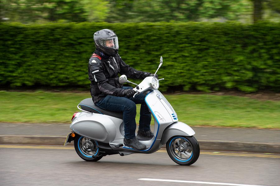 Electric Vespa Elettrica on the road