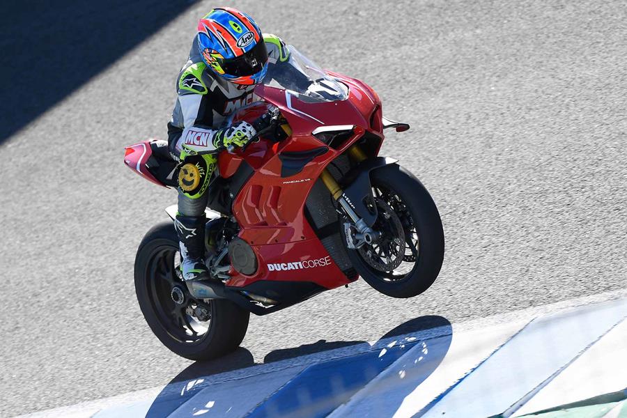 MCN's Neeves struggles to keep the front end down