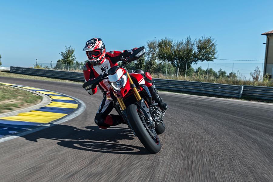 On track on the Ducati Hypermotard 950