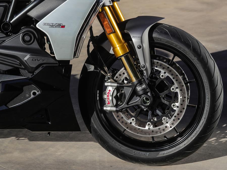 Ducati Diavel front wheel, suspension and brakes