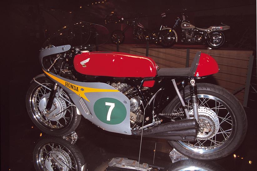 1966 Honda RC166 250-6