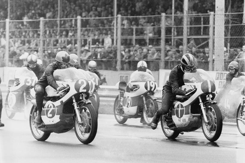 1968 250cc Nations Grand Prix, Monza, Italy. Bill Ivy, Yamaha, 2nd; Phil Read (no1), Yamaha, was 1st.