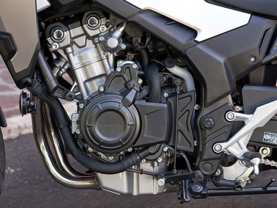 2019 Honda CB500X engine