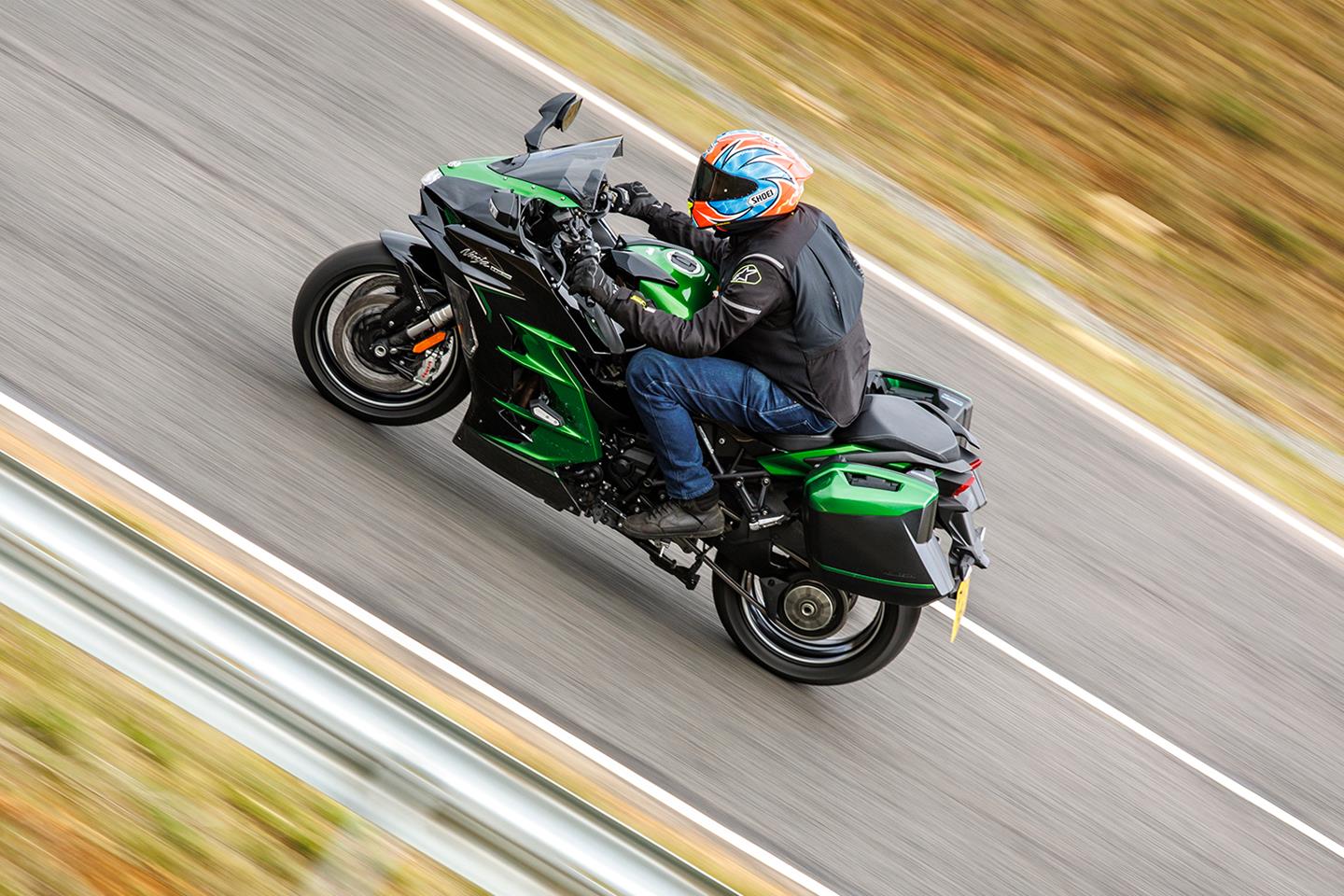 KAWASAKI NINJA H2 SX (2019 - on) Review