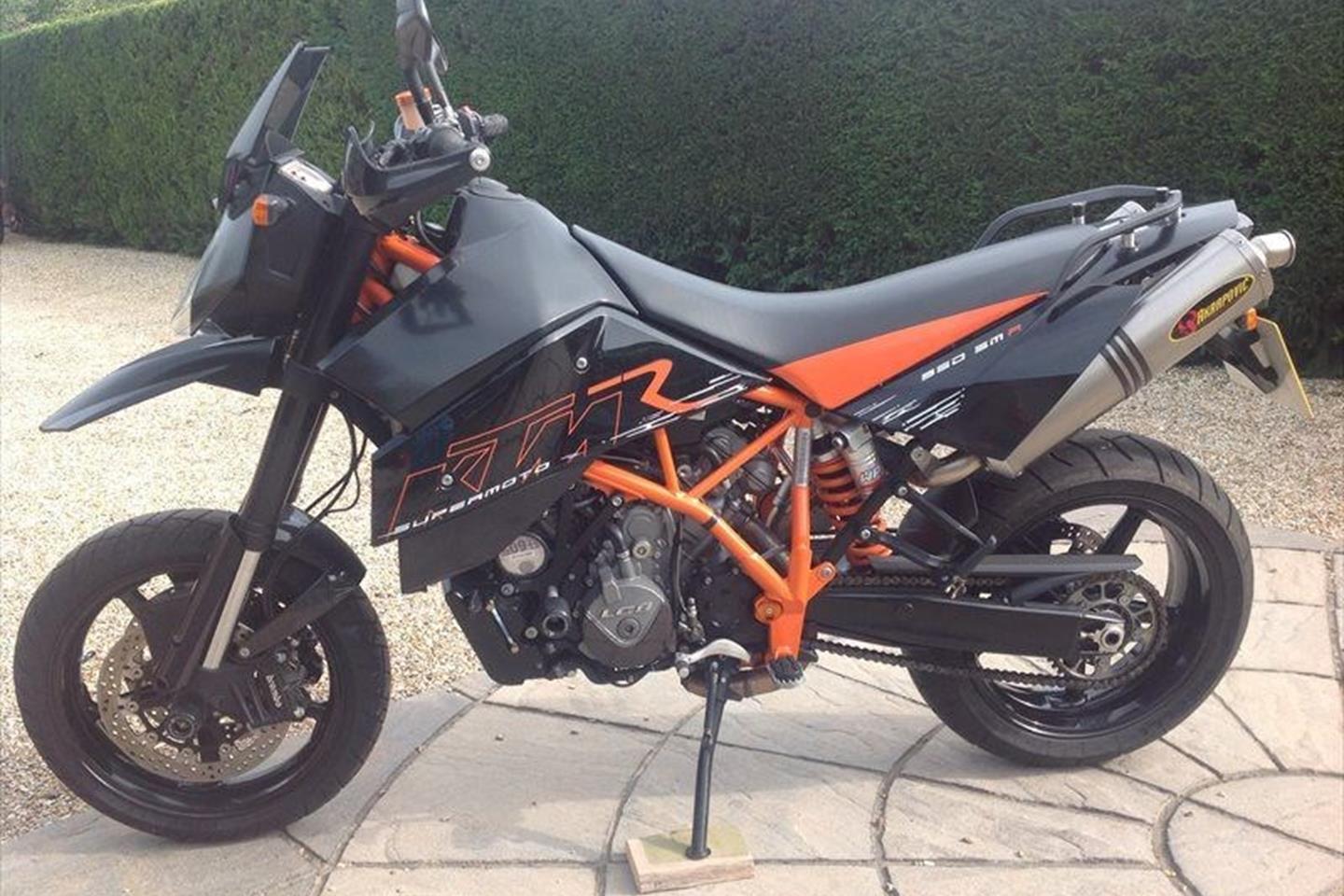 Bike of the Day KTM 950 Supermoto