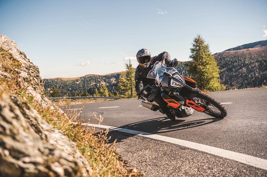 KTM 790 Adventure on the road