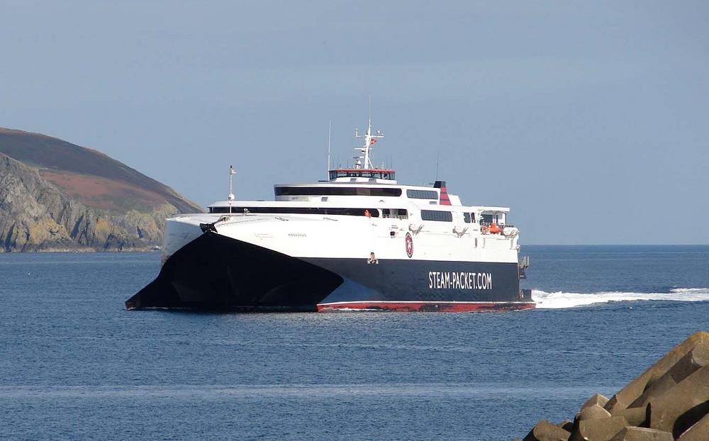 Record charity collection from Isle of Man TT ferry passengers