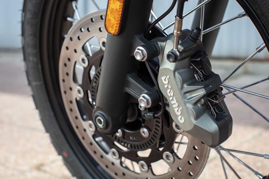 Brembo brakes on the 2019 Triumph Street Scrambler