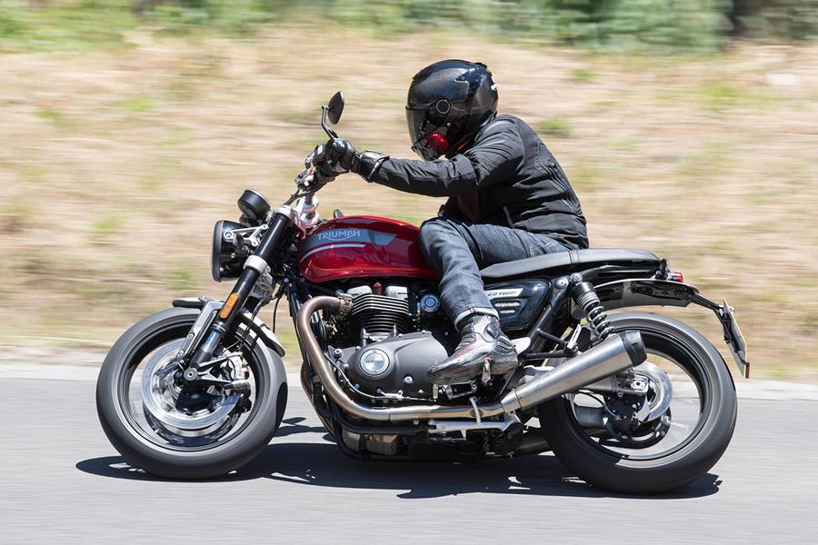 Riding the 2021 Triumph Speed Twin 