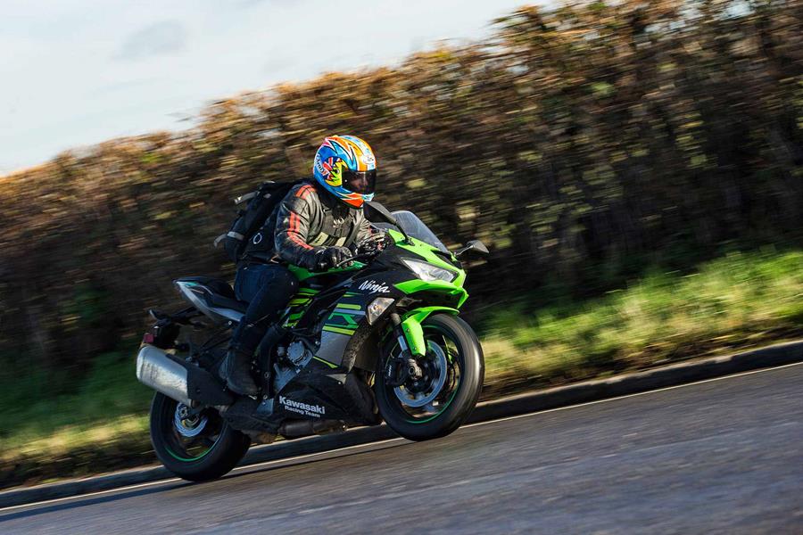 Cornering on the Kawasaki ZX-6R