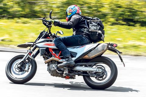 KTM 690 SMC R (2019 on) Review