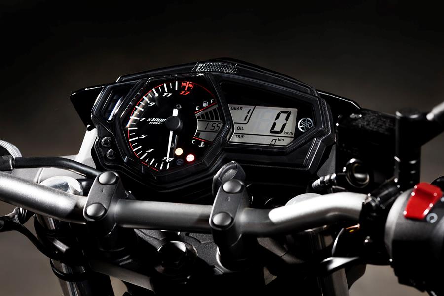 Yamaha MT-03 dash