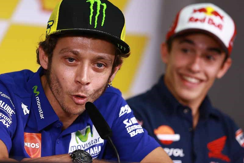 Where's the beef between Rossi and Marquez? | MCN