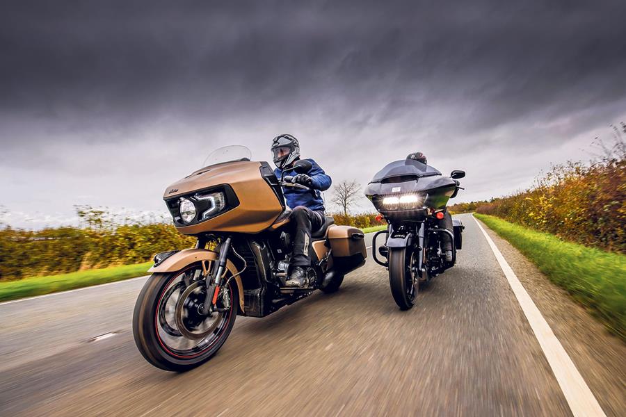 Indian Challenger Dark Horse vs Harley-Davidson Road Glide Special