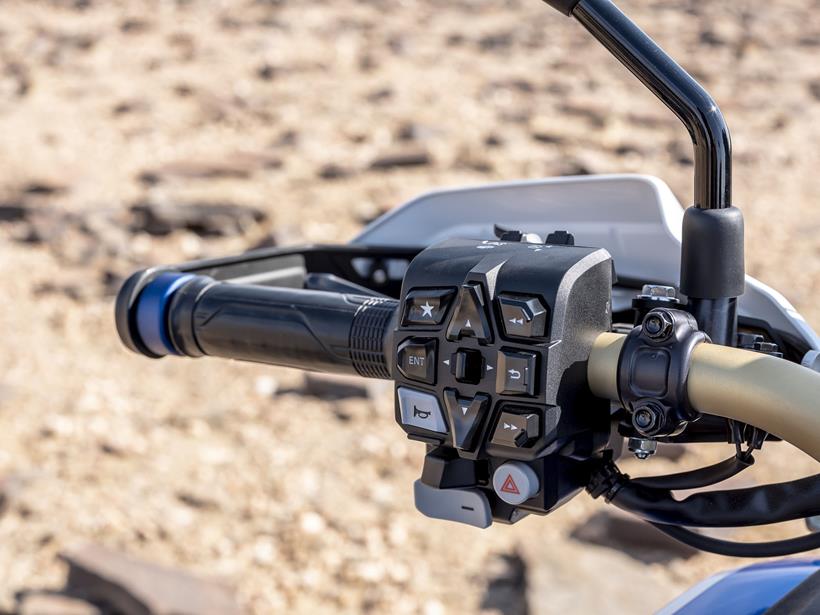 Honda CRF1100L Africa Twin switch gear