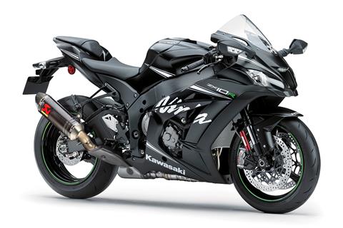 MILAN SHOW: Kawasaki ZX-10R gets WSB replica