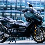 YAMAHA TMAX 560 (2020 on) Review