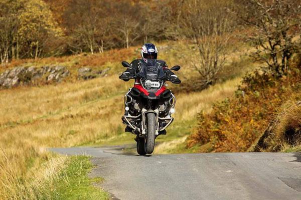 Riding a crest on the BMW R1200GS Adventure