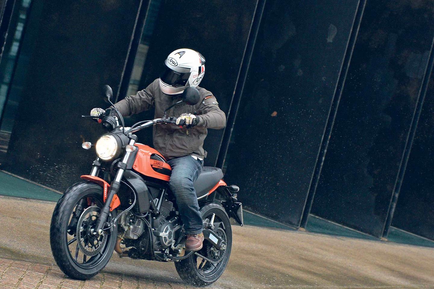 Ducati scrambler on sale 400 review