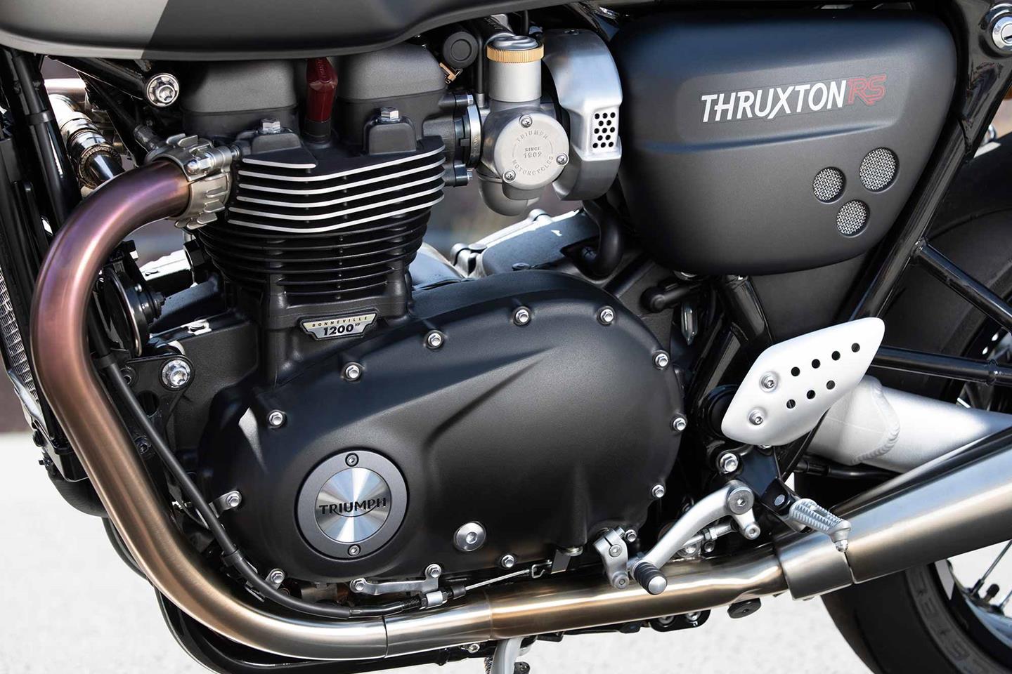 Triumph thruxton on sale rs 1200