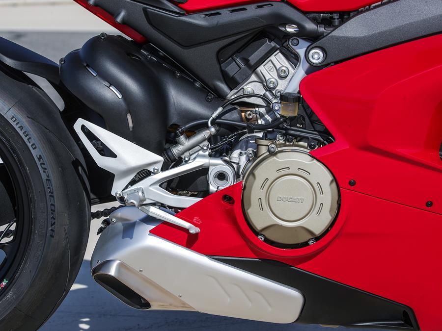 2020 Ducati Panigale V4S standard exhaust and engine