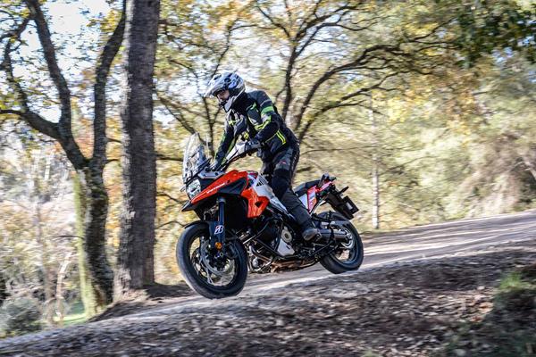 Riding the Suzuki V-Strom 1050XT 