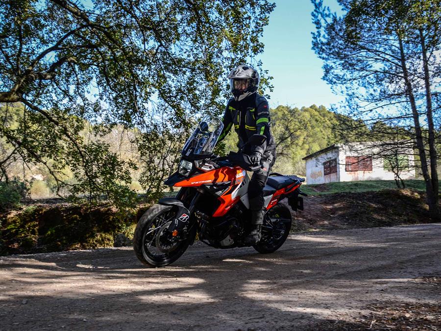 Riding the Suzuki V-Strom 1050XT