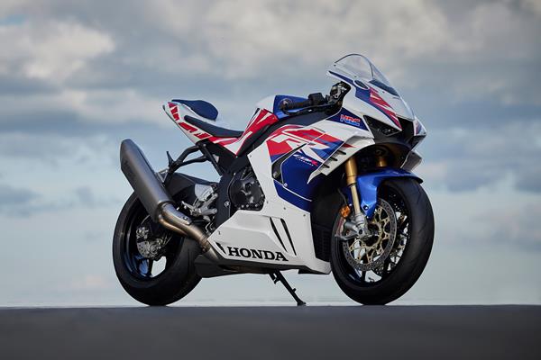 Honda CBR1000RR-R Fireblade SP 30th Anniversary edition