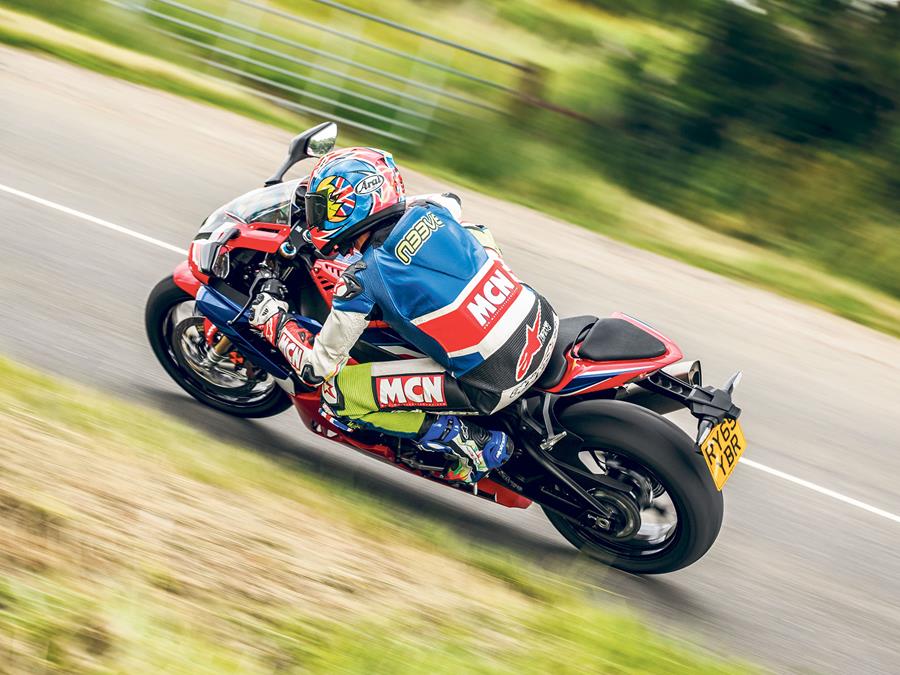 Cornering left on the Honda CBR1000RR-R Fireblade SP