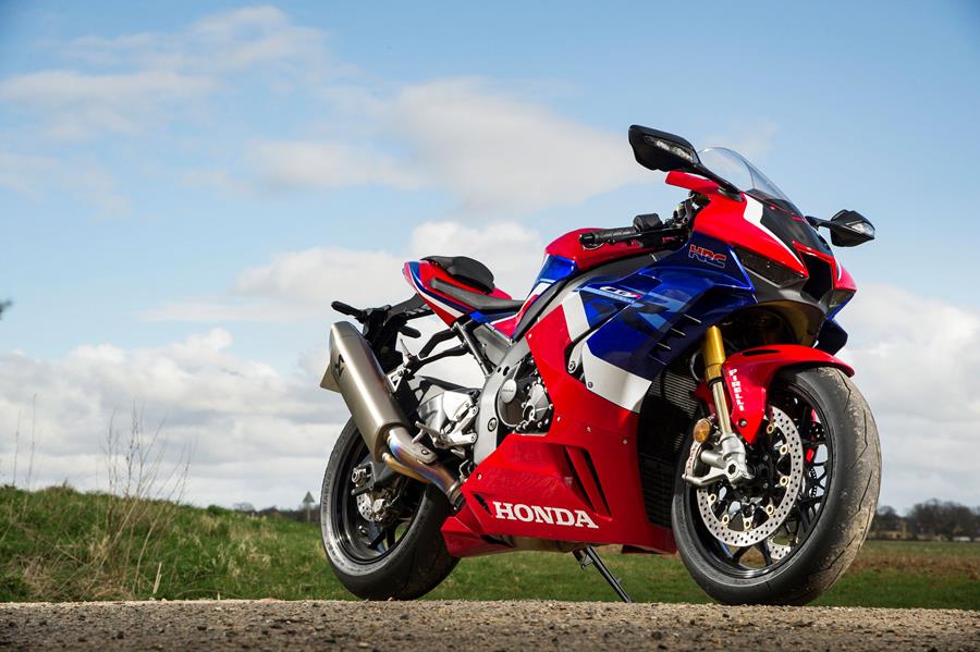 A static view of the Honda CBR1000RR-R Fireblade SP