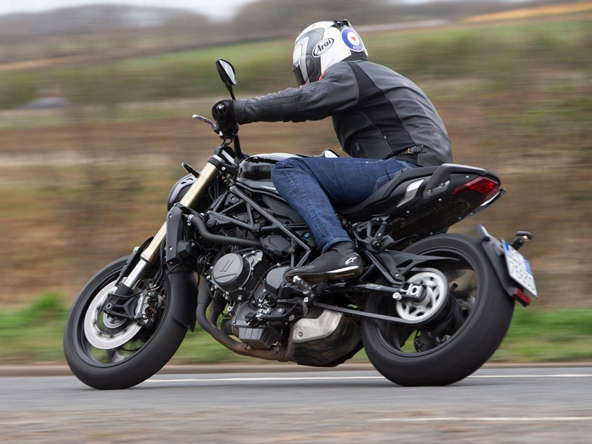 BENELLI 752S (2020 - on) Review