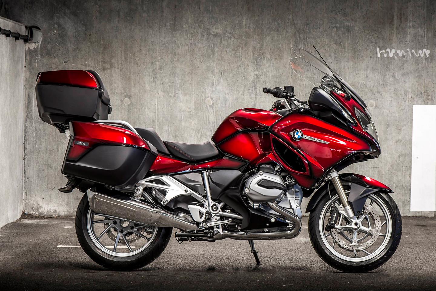 Bmw r1200rt deals iconic for sale