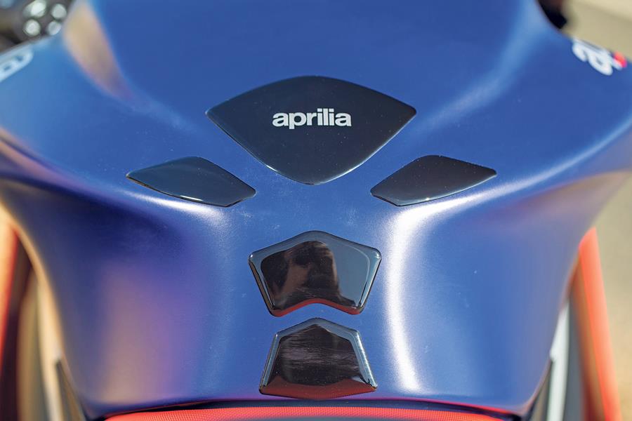 Aprilia RS 660 tank pad